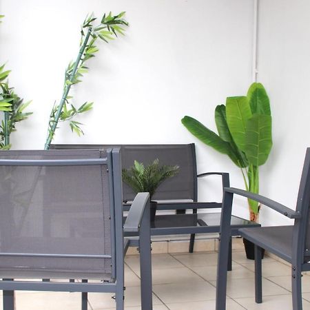 Studio Moderne, Centre-Ville, Au Calme, Parking Prive La Possession Ngoại thất bức ảnh