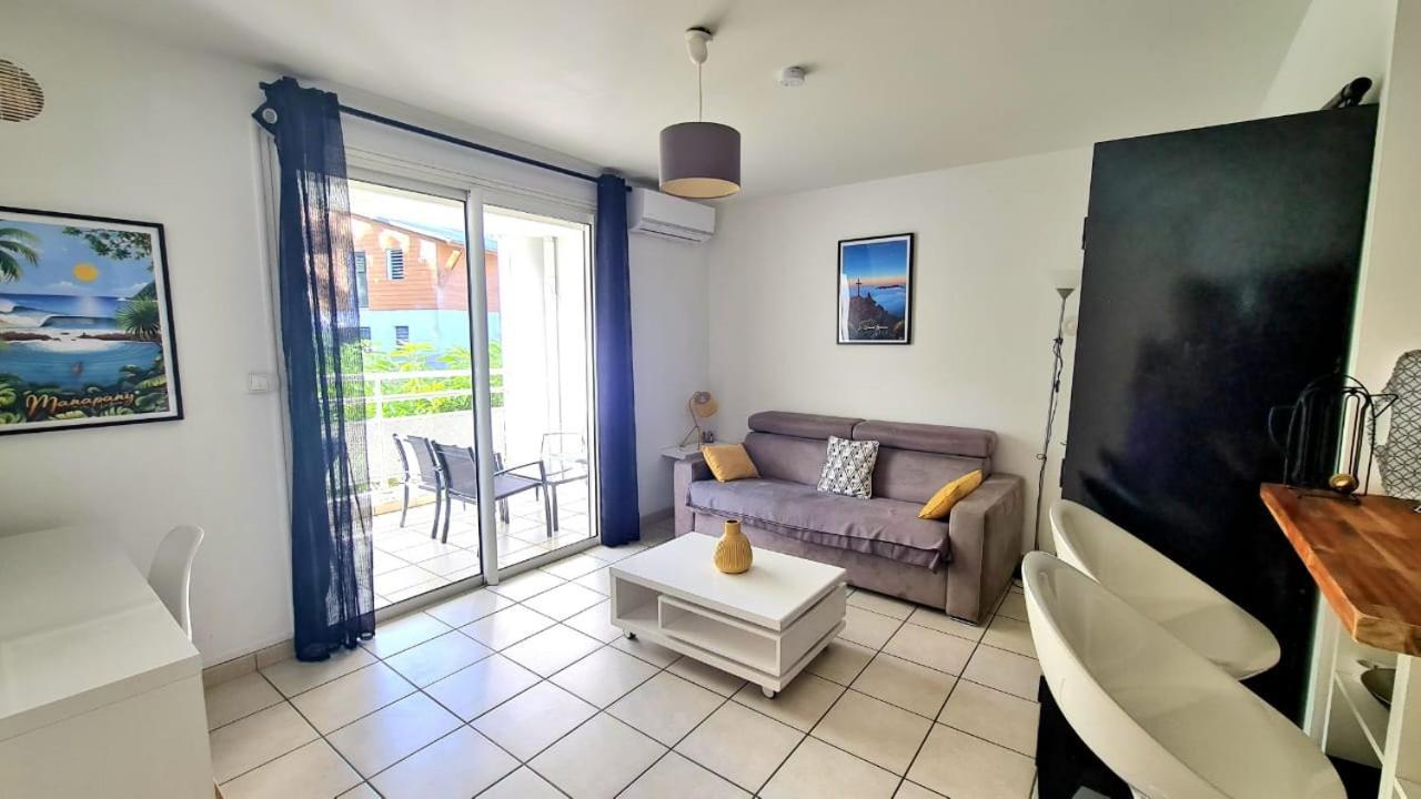 Studio Moderne, Centre-Ville, Au Calme, Parking Prive La Possession Ngoại thất bức ảnh